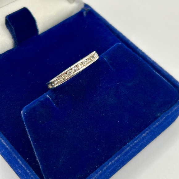 Vintage Ring Channel Set Crystal Eternity Band Sz 7.5 - Picture 6 of 8